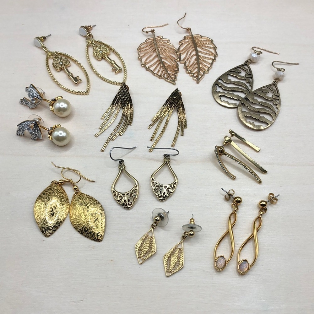 Bundle lot 10 trendy gold tone earrings casual to statement.dangle drop post etc